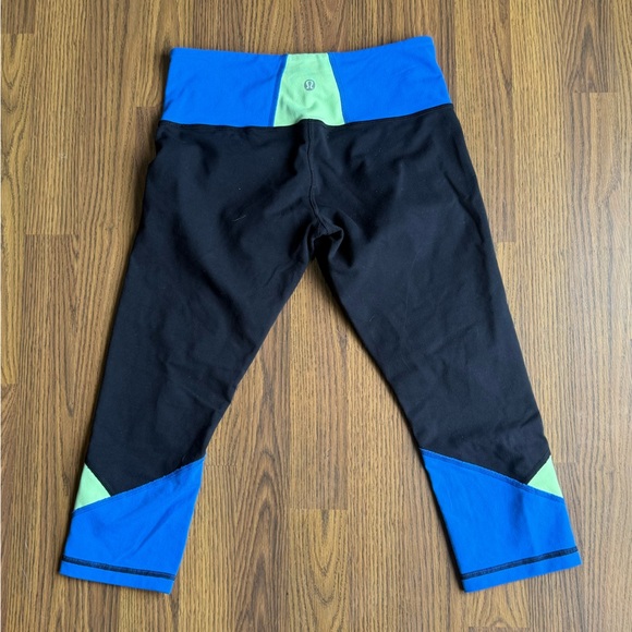 🍋 Lululemon Embody Crop *Full-On Luon - Picture 4 of 8